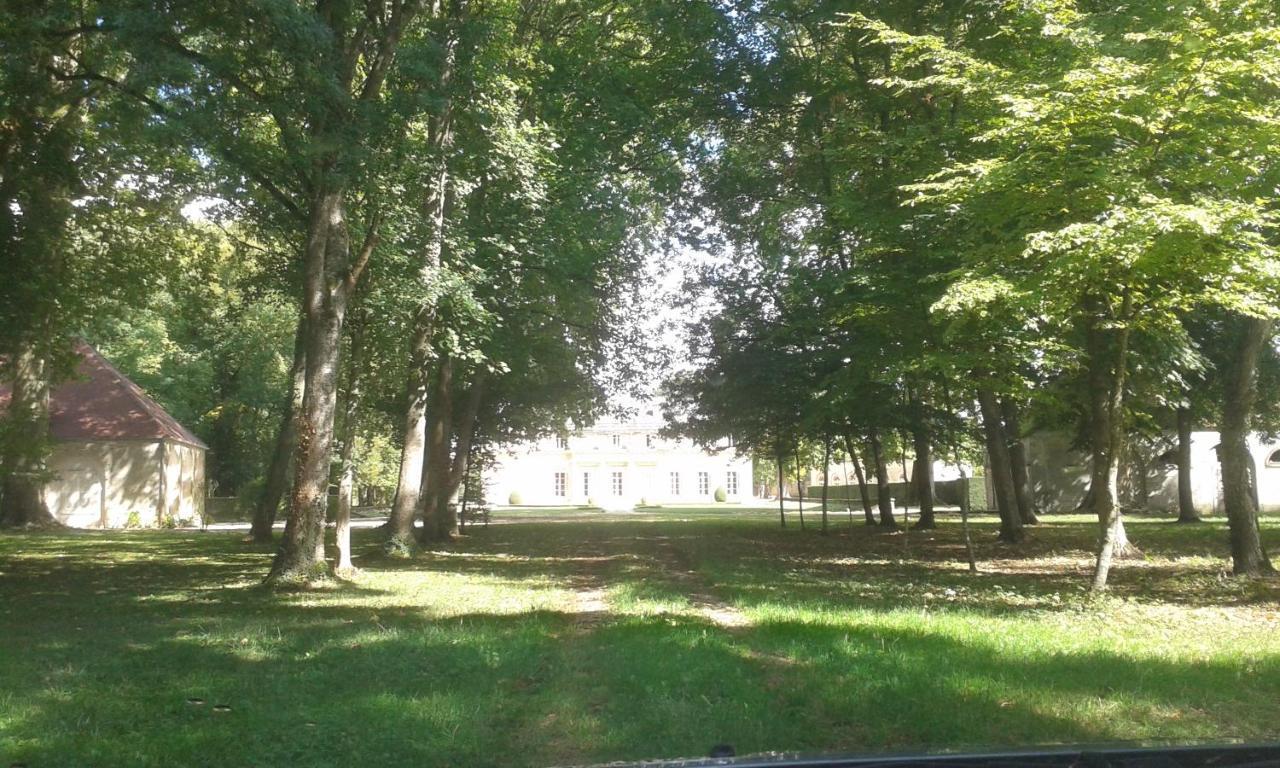 Le Chateau De Bressey & Son Orangerie Esterno foto