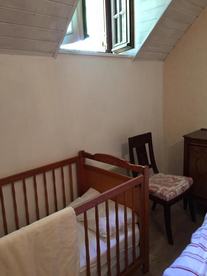 Le Chateau De Bressey & Son Orangerie Esterno foto