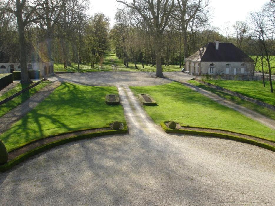 Le Chateau De Bressey & Son Orangerie Esterno foto