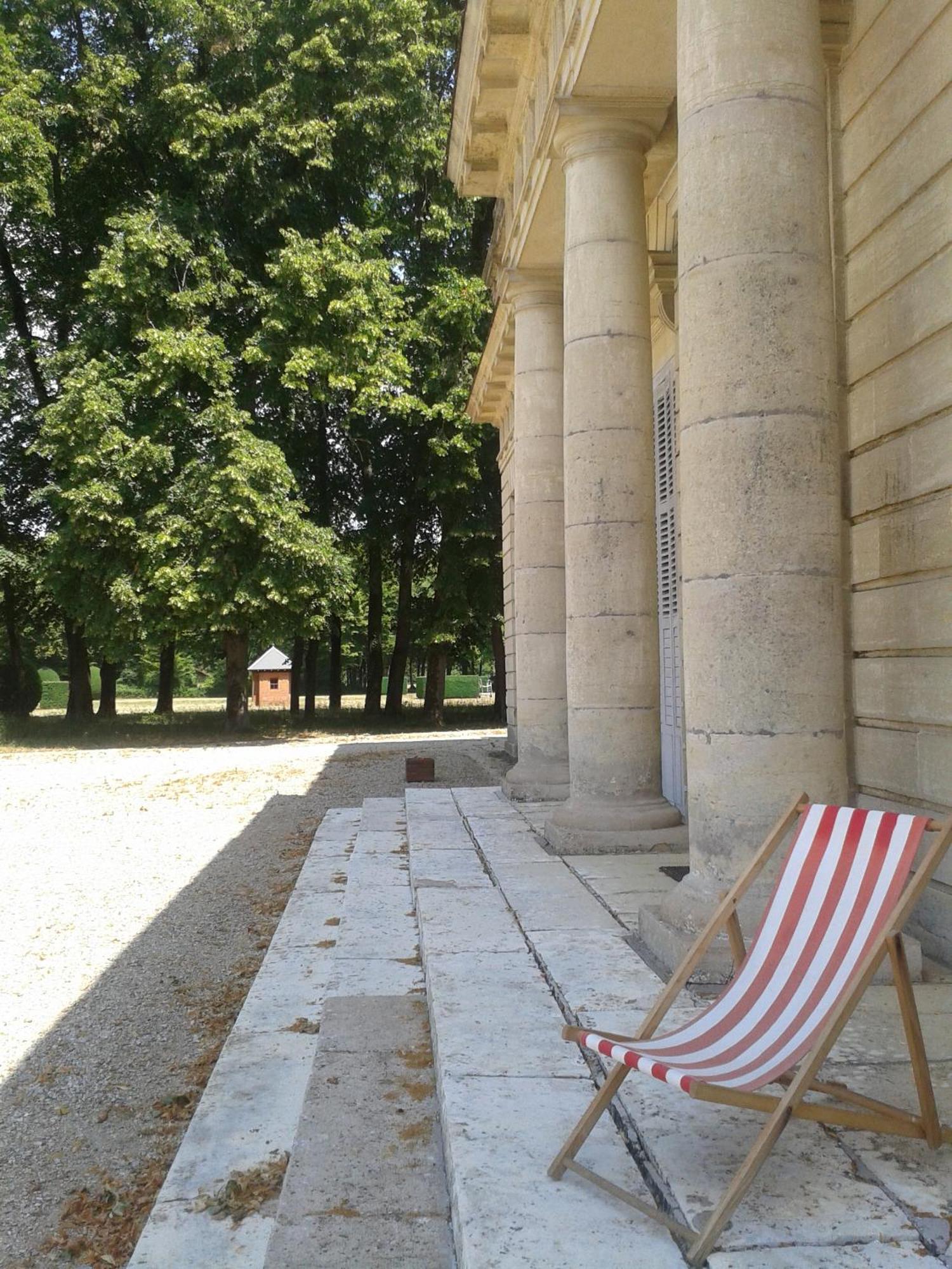Le Chateau De Bressey & Son Orangerie Esterno foto