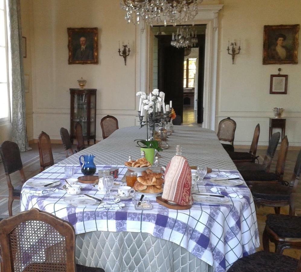 Le Chateau De Bressey & Son Orangerie Esterno foto